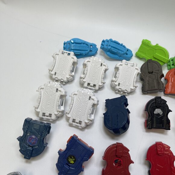 Huge Lot of Beyblade Burst Parts Launchers & Accessories Mixed Set - Picture 3 of 9